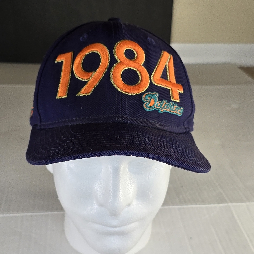 Vintage New Era Miami Dolphins Super Bowl XIX Snapback Hat (1980s)
